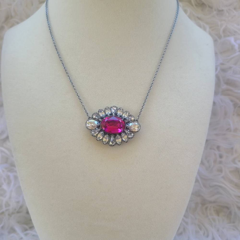 Swarovski Crystal Shourouk Pendant- Excellent Condition